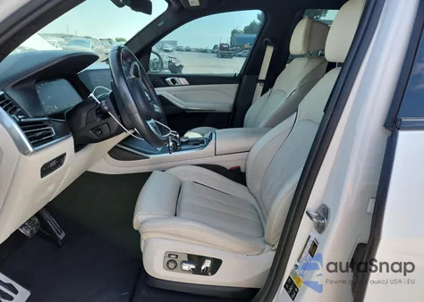 2020 BMW X7 M50I z USA, uszkodzony, nr VIN 5UXCX6C06L9C57172